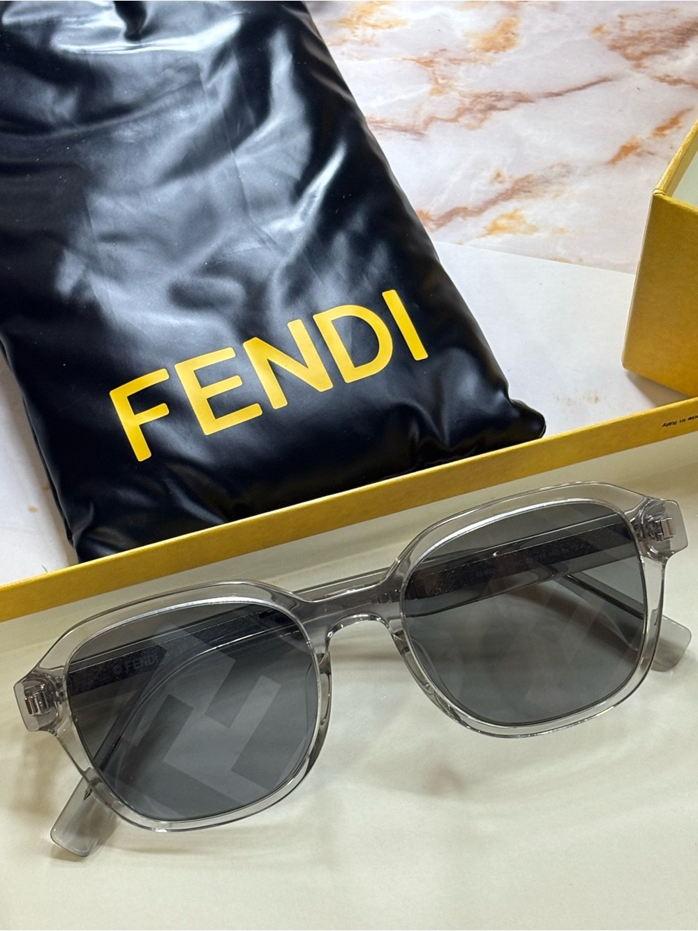 Fendi FE40002U 20C Grey Smoke Square Sunglasses 52-19-150 w/ Box Case